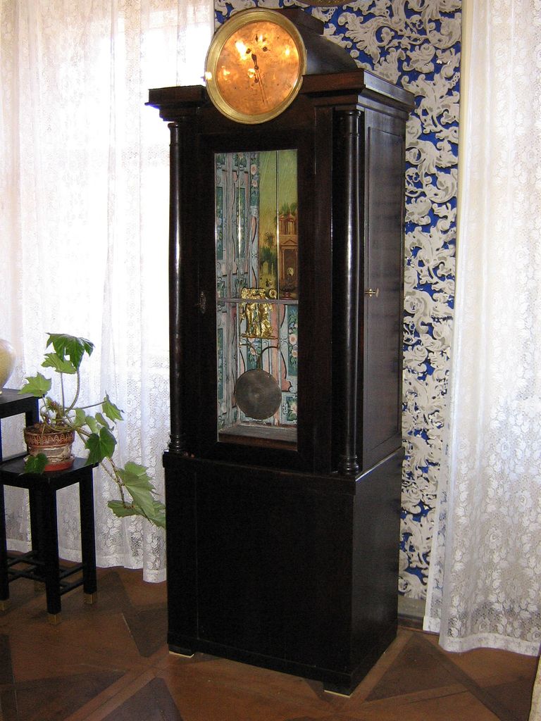 Hodiny s vodotriskem